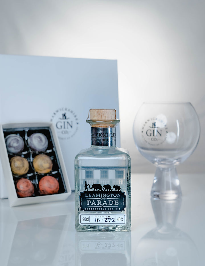 Leamington on Parade Gift Set- Glass & Chocolates